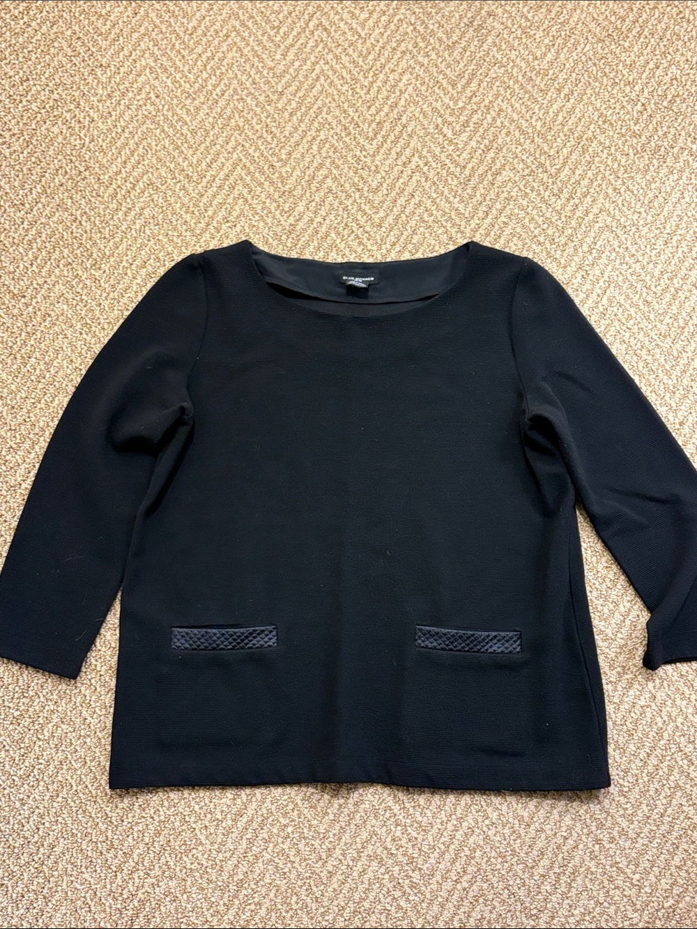 Club Monaco Black Scoop Neck 3/4 Sleeve Top
